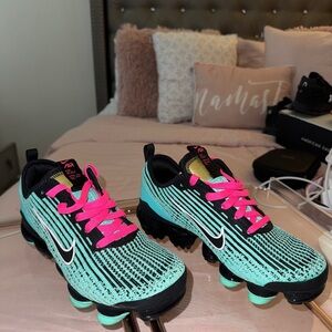Nike Teal and Pink Athletic Shoes